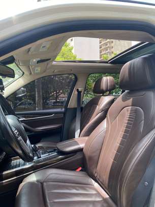 BMW X5 Année 2016 image 4