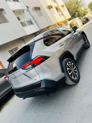 Toyota Rav 4 2021 image 3