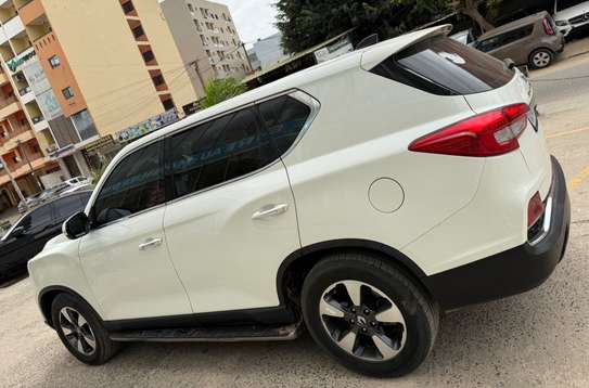Rexton 2017 image 13