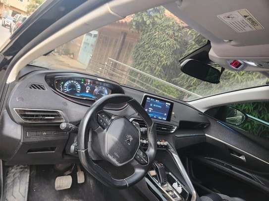 Peugeot 5008 Anné 2018  Automatik gasoil Full Option image 3