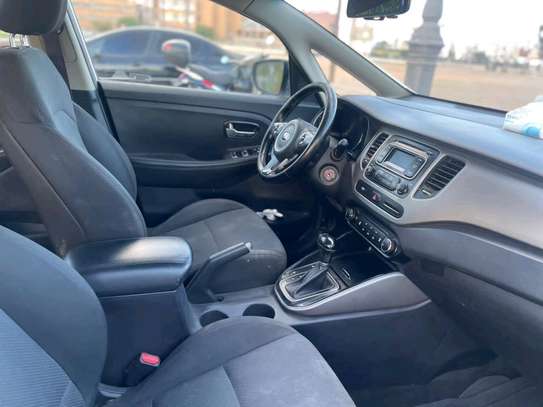 KiA rondo 2015 Automatic Essence image 6