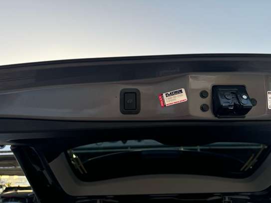 Toyota highlander image 12