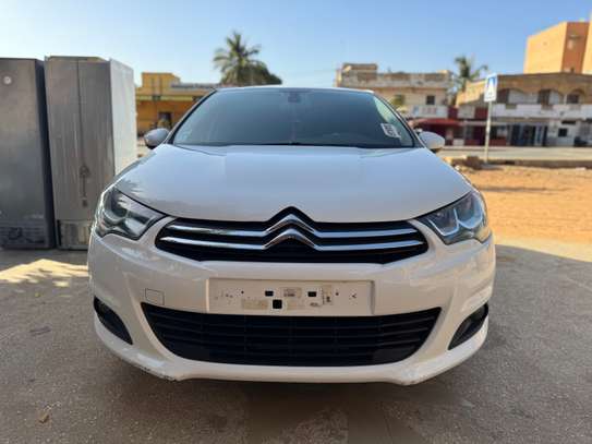 Citroën C4 image 2