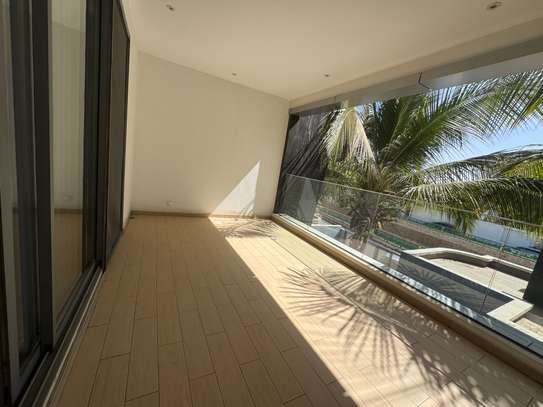 Corniche appartement vide à louer 3 chambres image 9