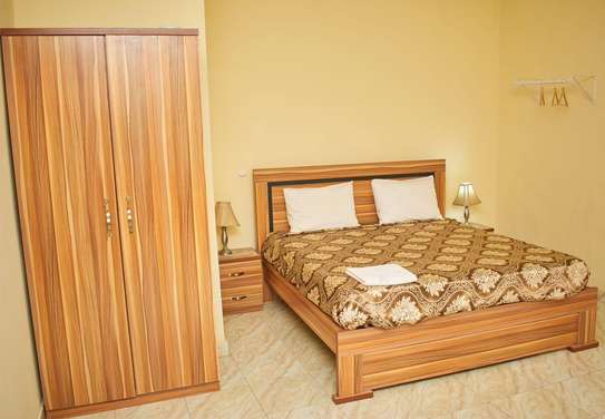 Studio meublé à louer à sacré cœur cpi image 2