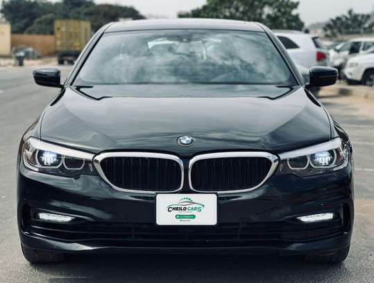 BMW 530i 2018 image 1