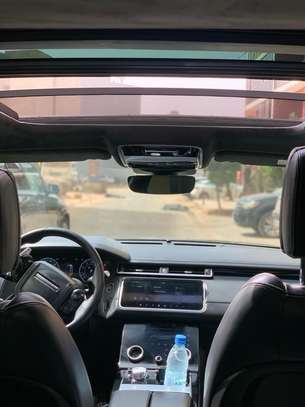 Ranger Rover velar Sv autobiographie image 3