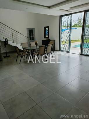 Somptueuse villa à vendre à Sinthiane avec piscine image 3
