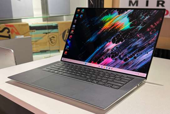 Dell XPS 15 9530 i7 image 2