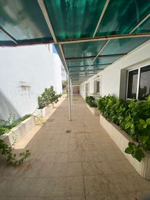 Maison à louer aux Almadies image 10