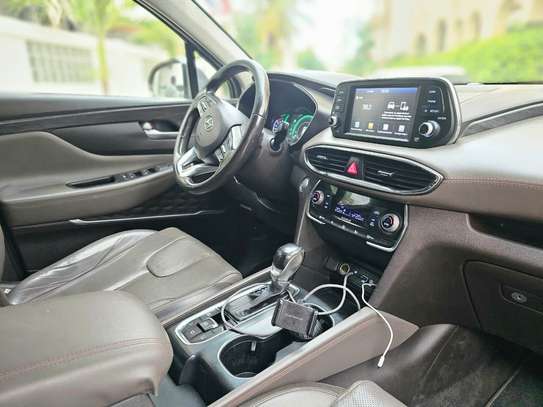 Hyundai Santafe 2020 image 13