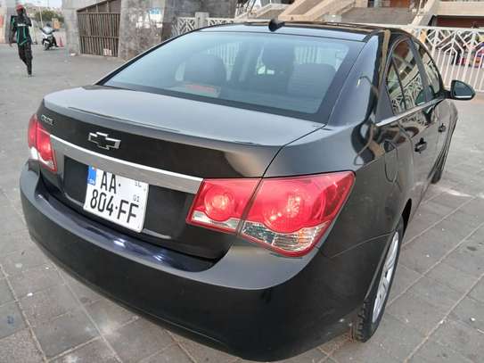 Chevrolet Cruze LT image 5