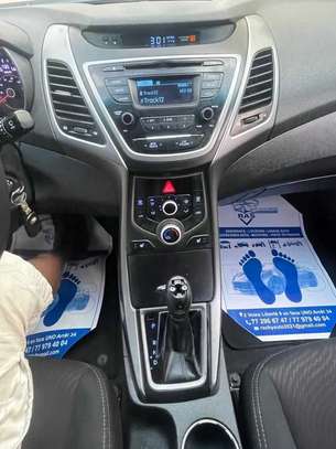 Hyundai Elantra 2016 image 4