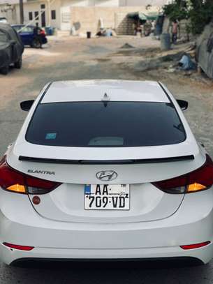 Hyundai Elantra 2015 image 5