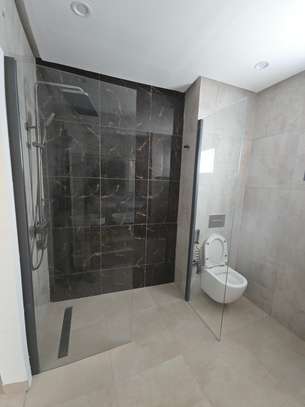 APPARTEMENT NEUF F4 À FANN MERMOZ image 4