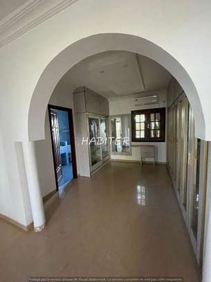 Villa R+1 à louer aux Almadies à la cité COSEPI image 4