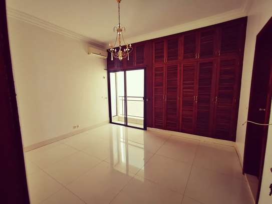Duplex à louer Almadies image 8