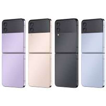 Samsung Galaxy z flip 4 256go ram 8go 5g image 3