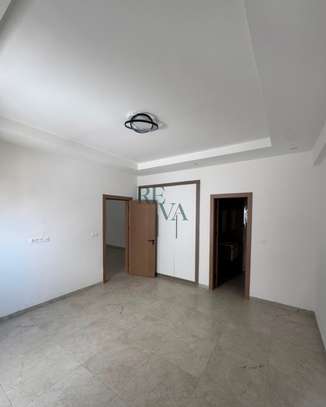 APPARTEMENT F2 À VENDRE À AMITIÉ 1 image 3