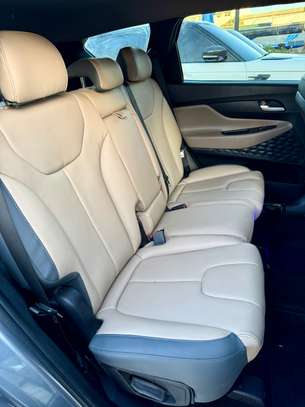 Hyundai Santa Fe 2019 image 14