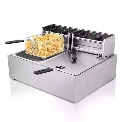 Friteuse électrique 2 compartiments image 2