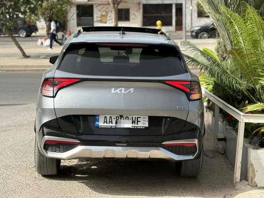 KiA image 12