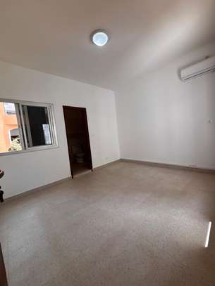APPARTEMENT image 6