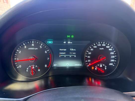 Kia k7 image 7