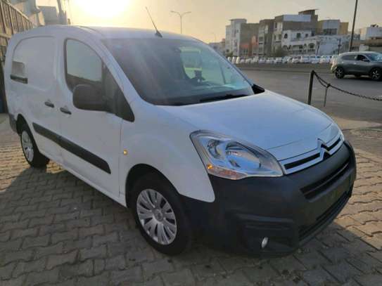 citroen  2018 image 3
