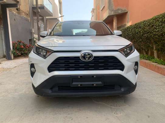 Toyota RAV4 image 1