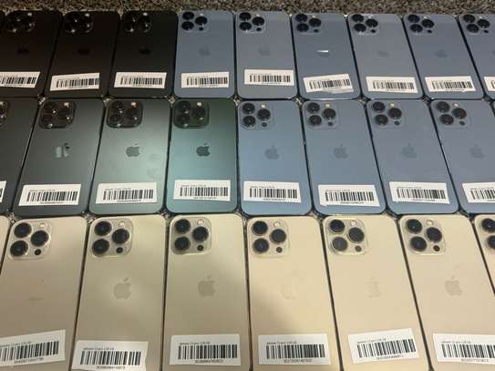 IPHONE 13 pro Max 128 giga image 2