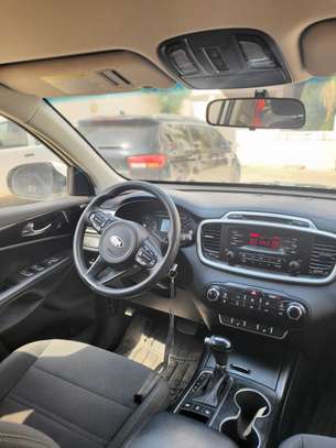 Kia sorento 2017 image 3
