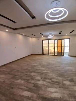 Appartement avec piscine commune et salle de sport image 7