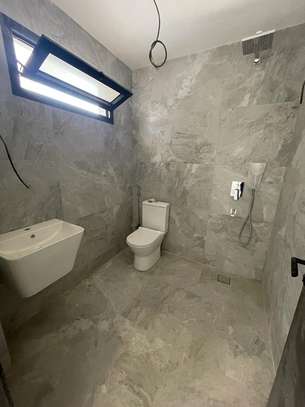 Studio meublé à louer à mermoz image 4