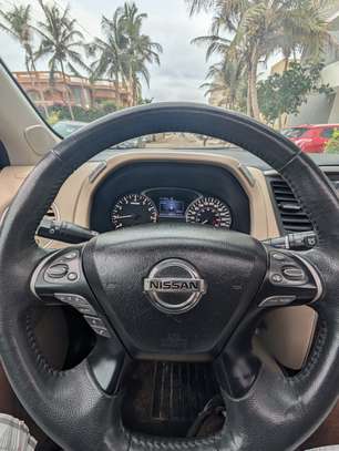 NISSAN PATHFINDER PLATINIUM VIP image 5