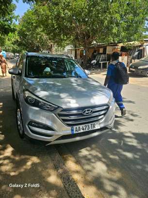 Hyundai Tucson image 6