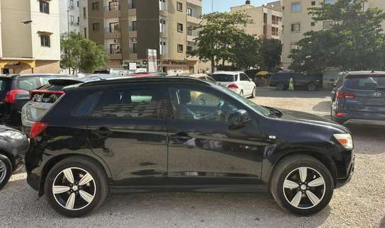Mitsubishi RVR image 3