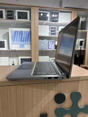 Dell Latitude 5450 - Intel Ultra 7 VPRO | 16GB RAM | 512 image 5