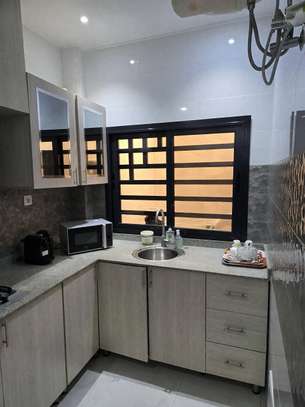 Logement entier : Appartement F3  à Ngor image 9