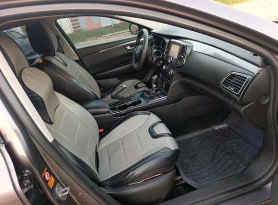 Renault sm6 image 3