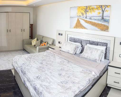 Appartement meublé à louer au Point E image 6