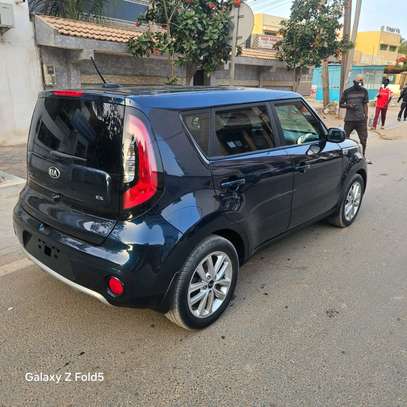 Kia soul ex 2017 venat déja dédouoinné image 3