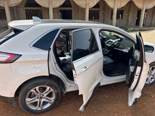 Ford Edge Titanium image 8