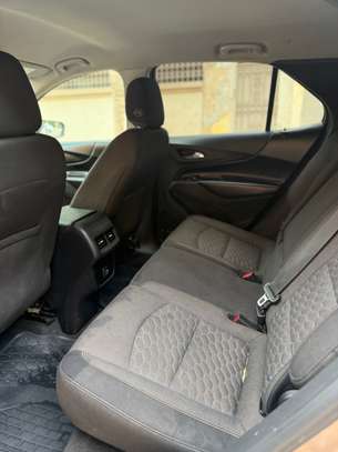 Chevrolet Equinox 2019 LT image 7