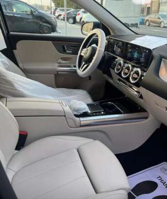 MERCEDES BENZ GLA 250 2021 image 8