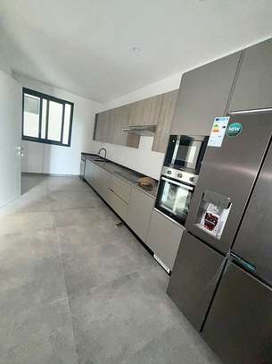 Location appartements 4 pièces - Fann image 2