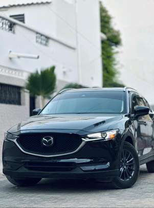 Mazda CX-5 SUV Noir Spacieux et Fiable image 8