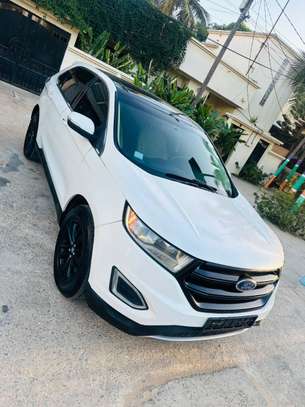 Ford Edge 2017 blanc jantes noires SUV spacieux image 8