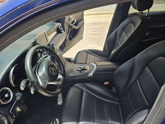 Mercedes GLC 300 2018 image 9