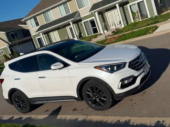 Hyundai Santafee Ultimate 2017 image 5